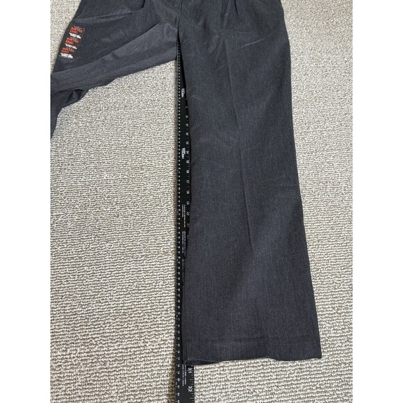 NWT Dockers Iron Free Khakis Mens 38x32 Black Pleated - Picture 8 of 10